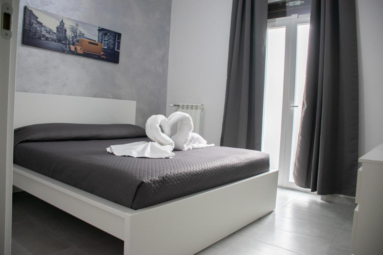 Appartamento Comodo 10 Min Da Centro 都灵 外观 照片